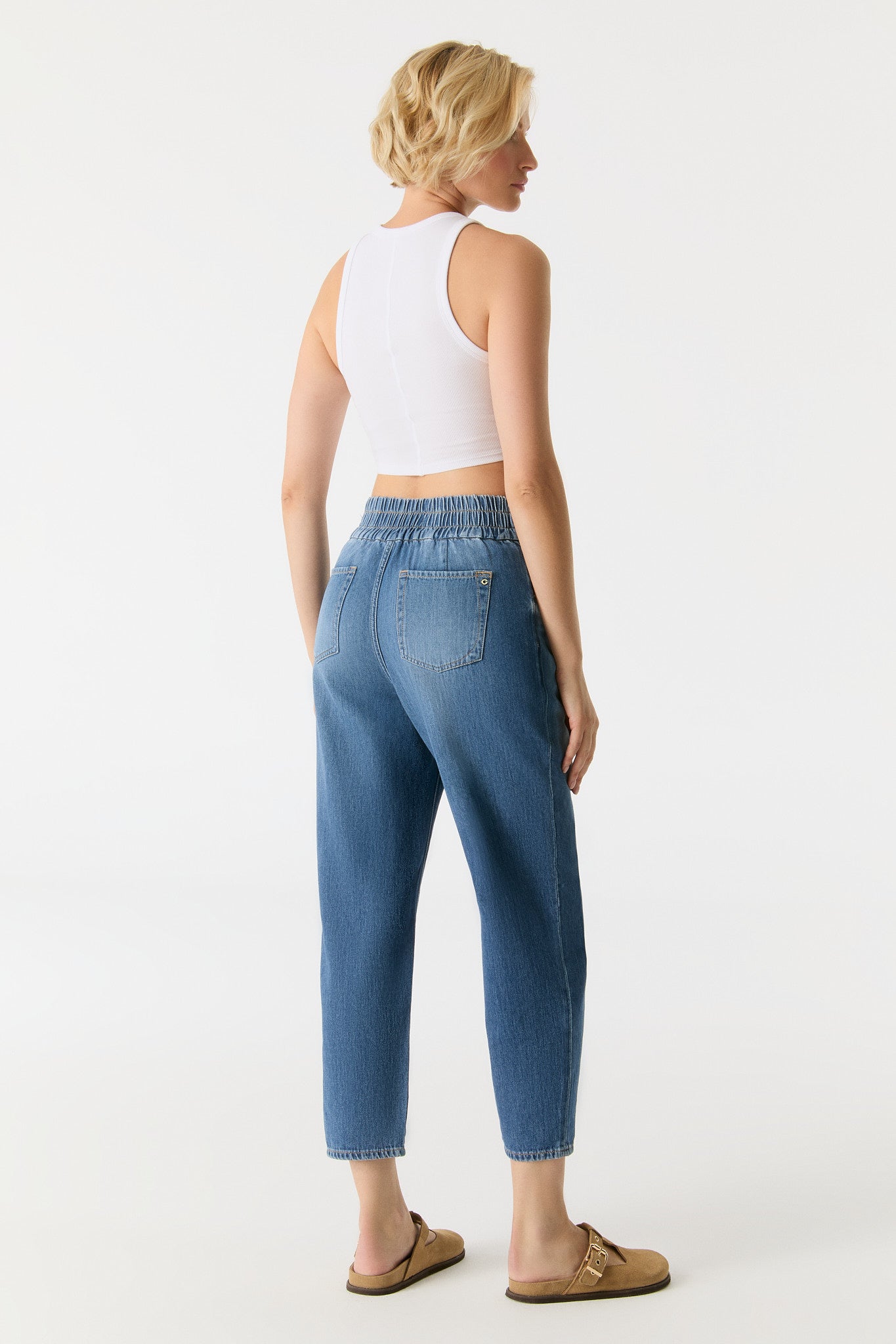 Jasmin High Waisted Cropped Balloon Jeans - Medium Blue L32