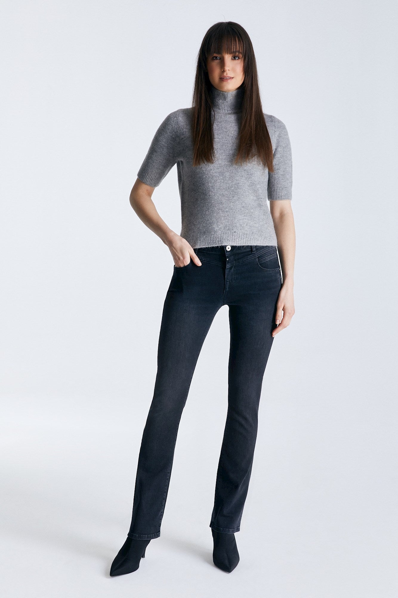 JUDITH JEANS - BLACK VT L30