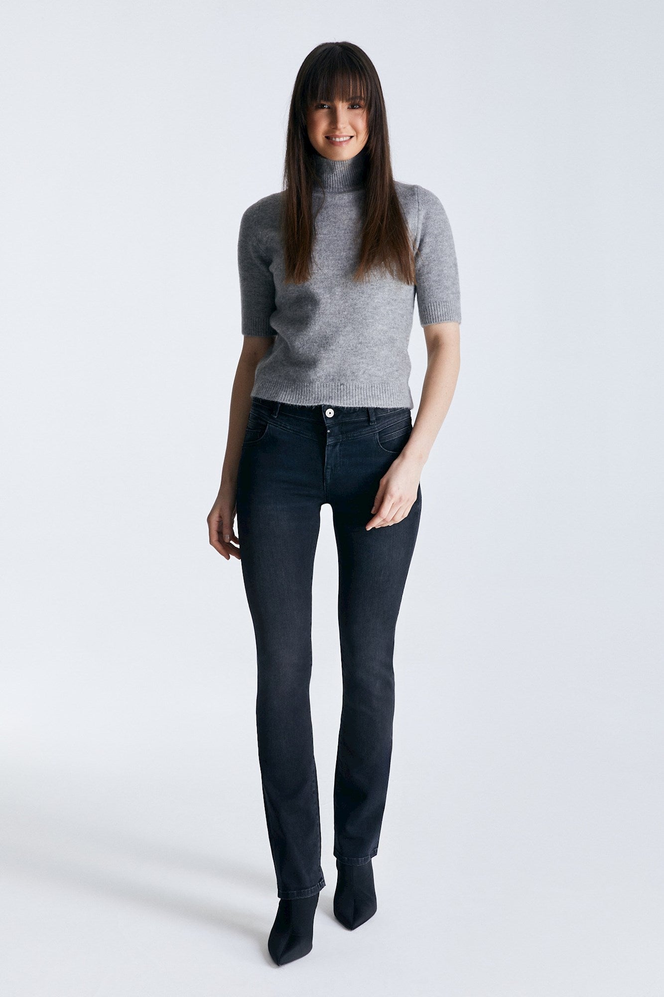 JUDITH JEANS - BLACK VT L30