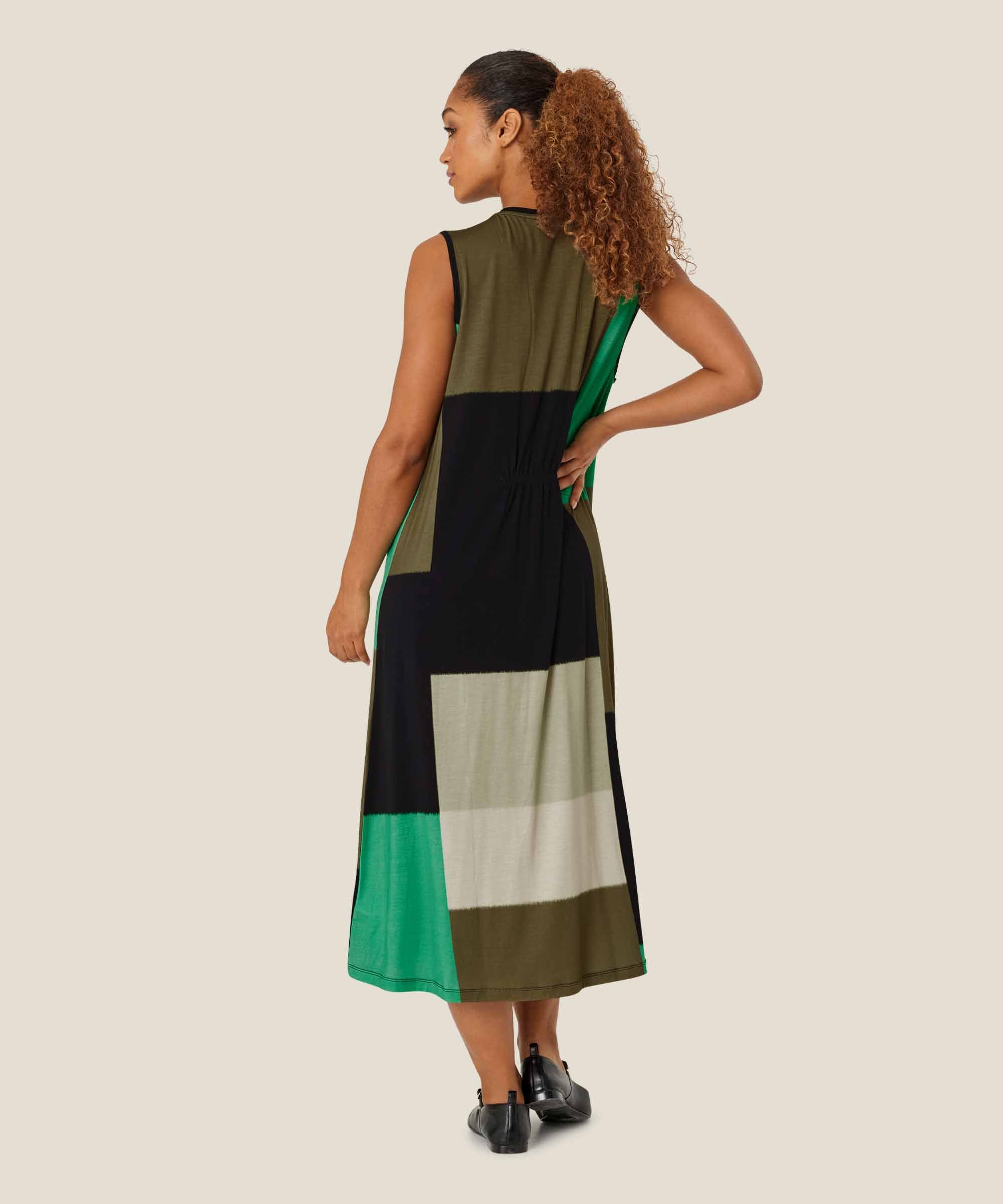 1009148 Robe bloc de couleurs MaOctava - Vert épicéa