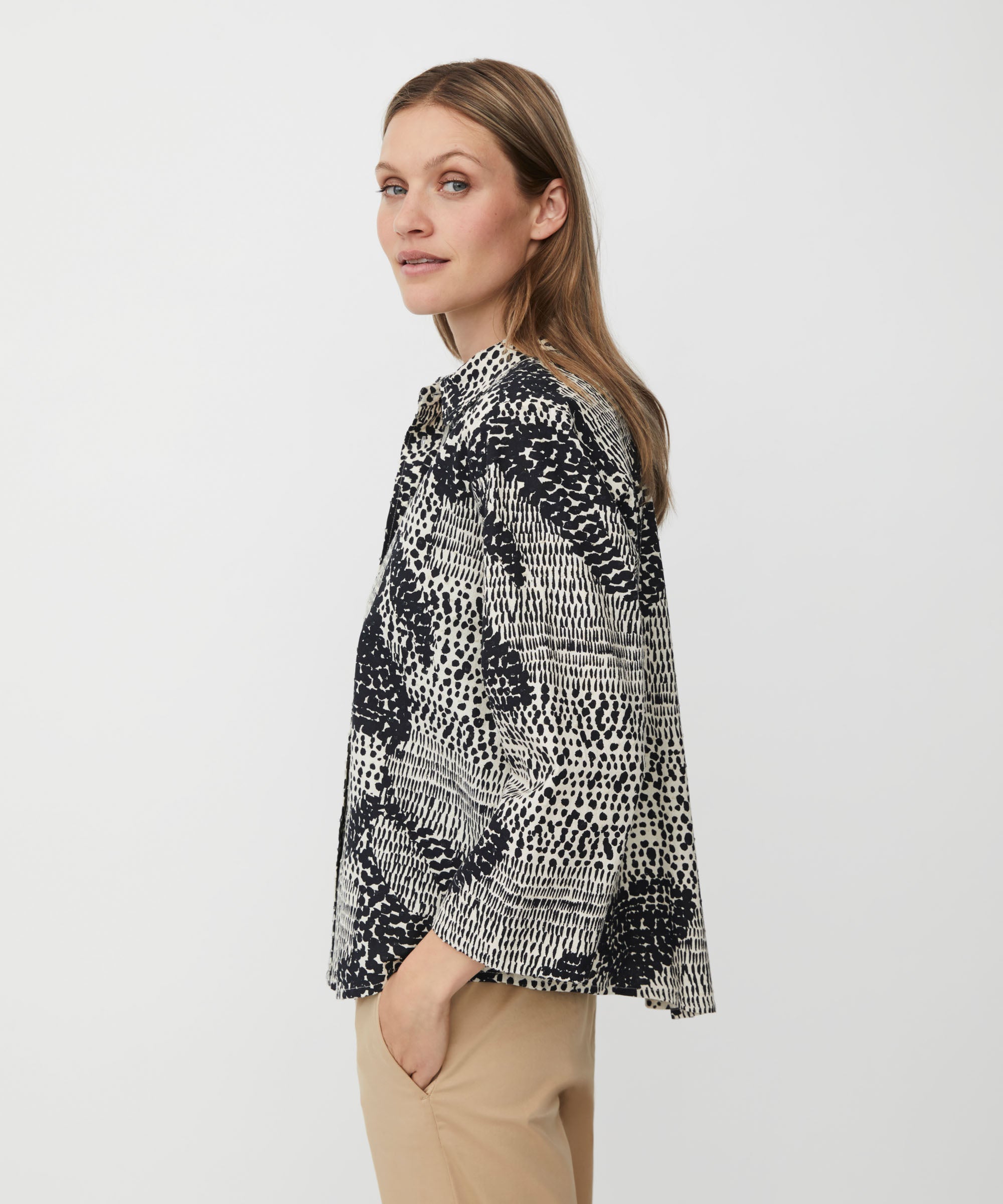 1011269 MaIduki Shirt - Black