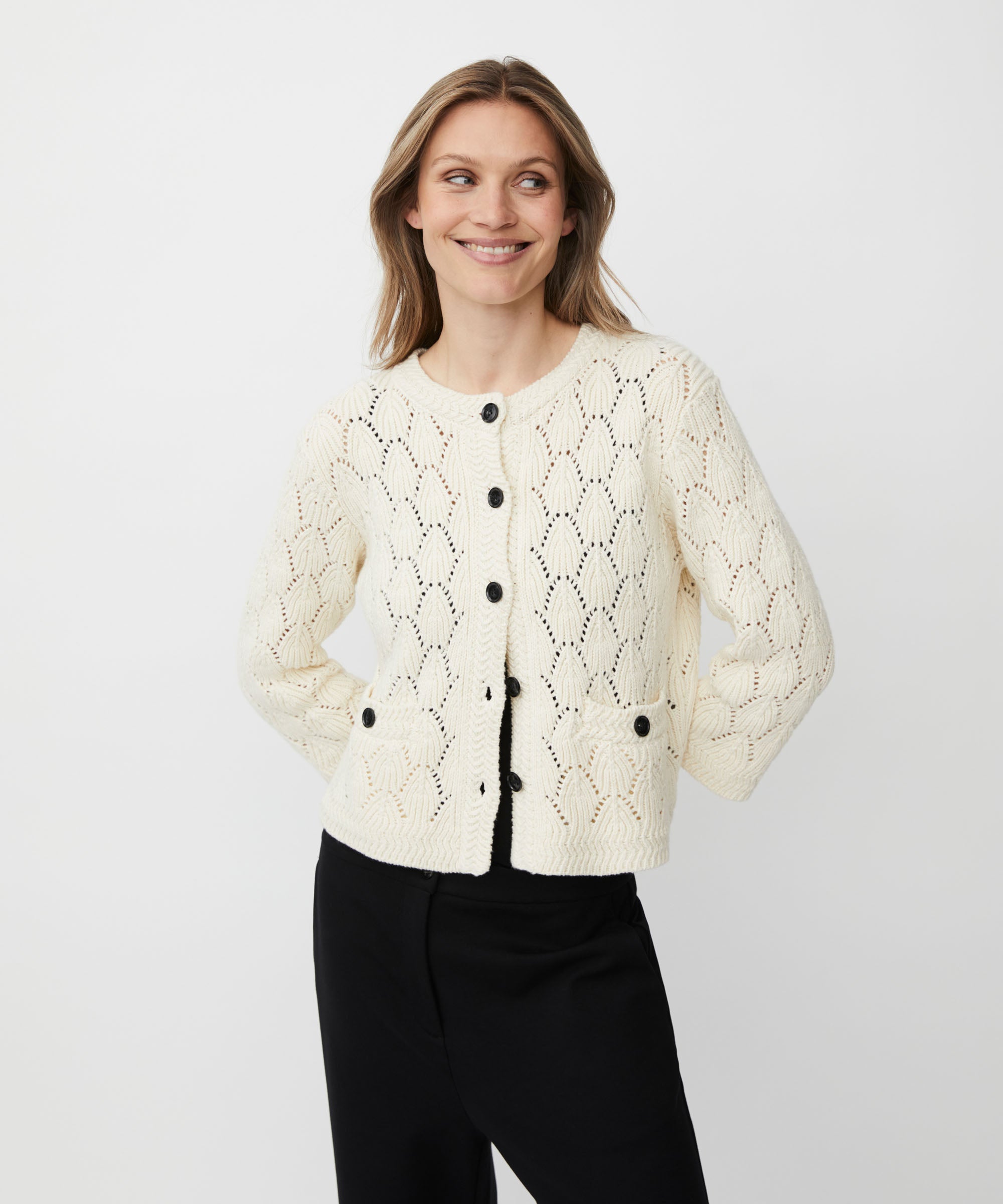1011122 Cardigan MaLexina - Whitecap