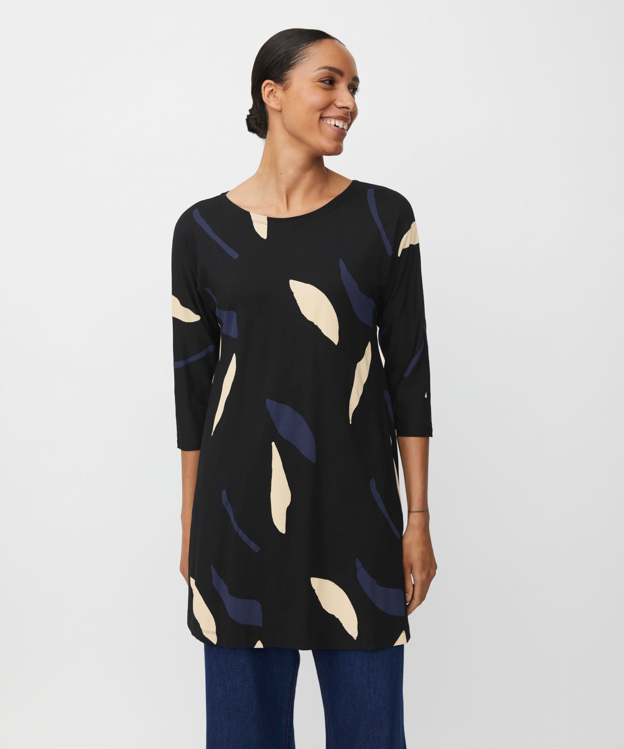 101141 MaGertine Tunic - Navy Blazer
