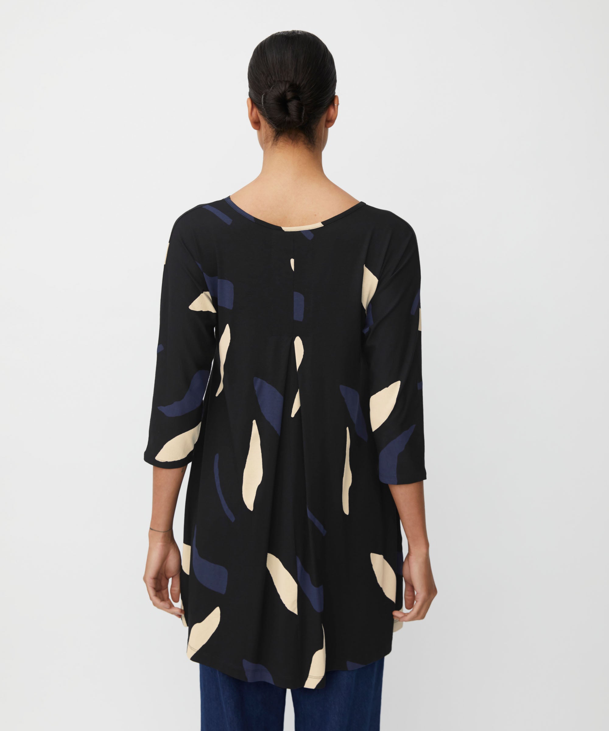 101141 MaGertine Tunic - Navy Blazer