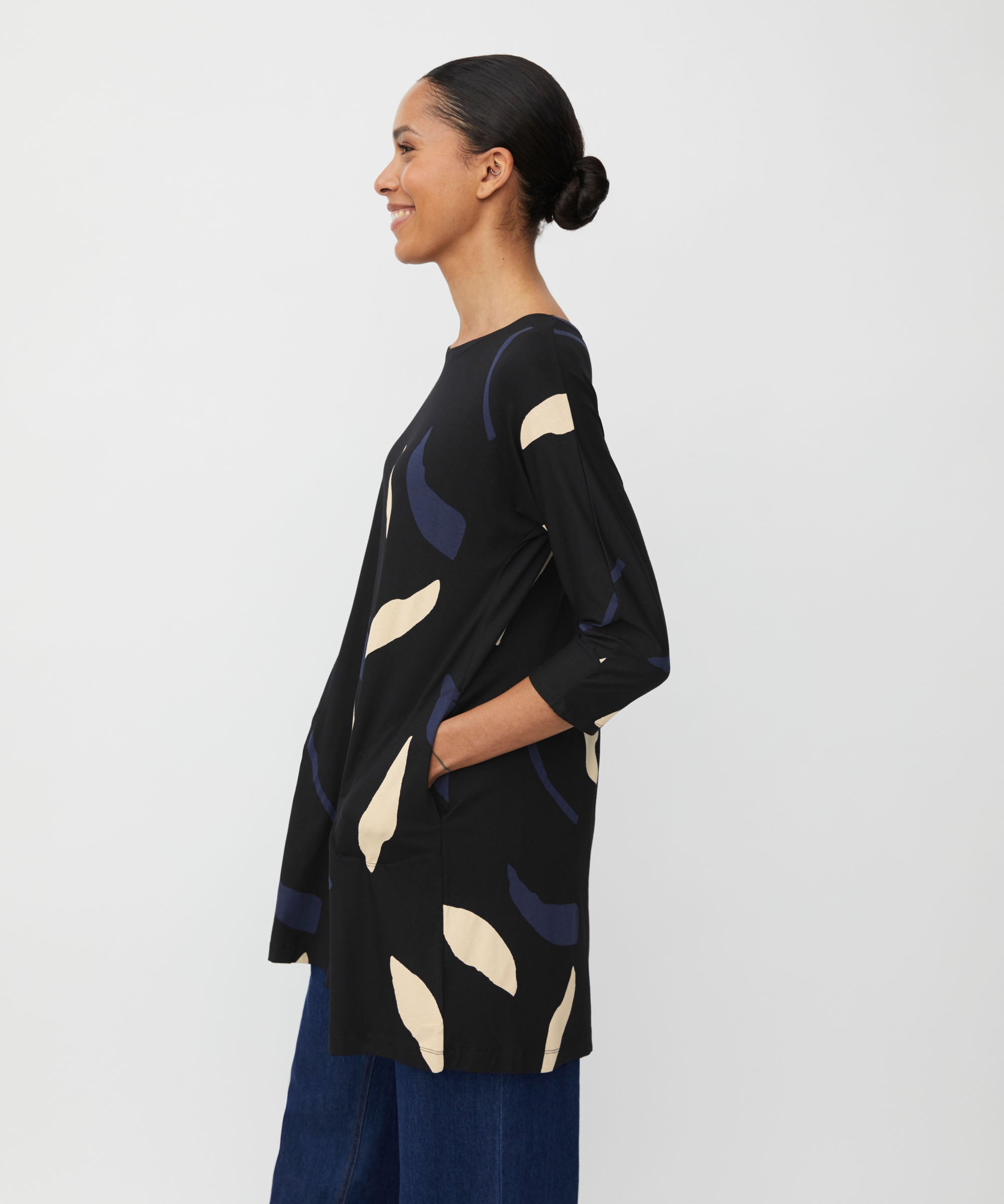 101141 MaGertine Tunic - Navy Blazer