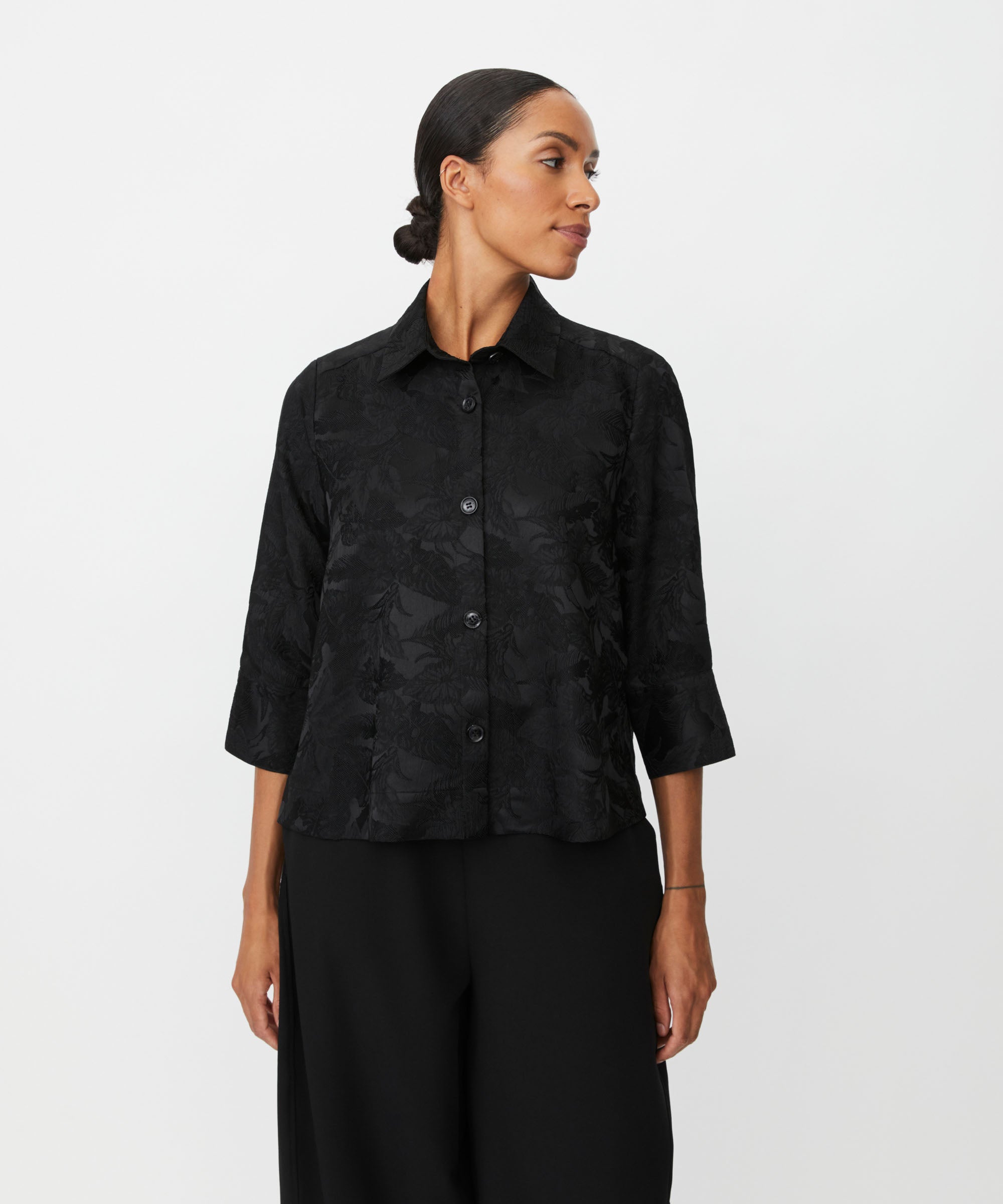 1011521 MaIdakaia Shirt - Black