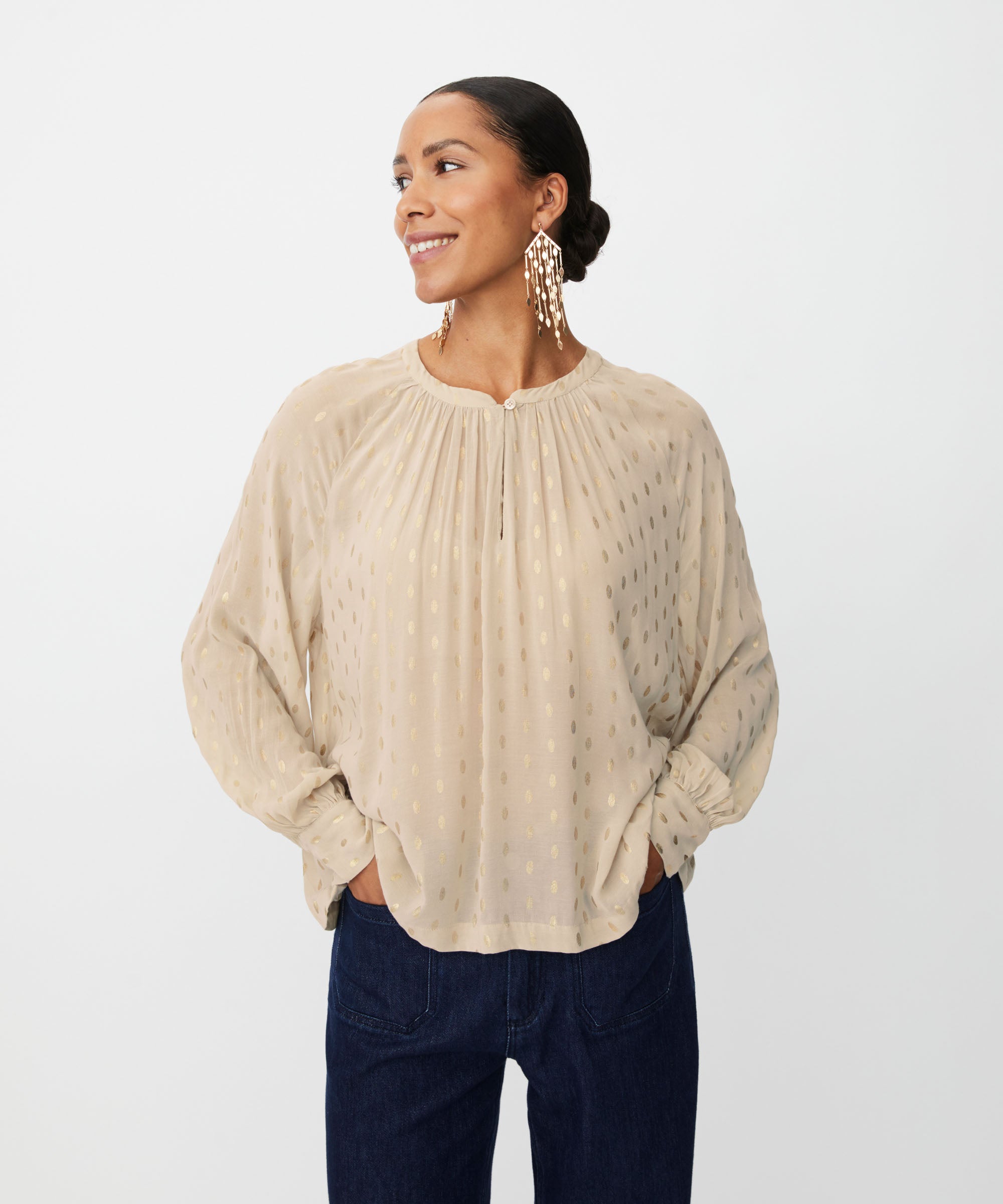 1011632 MaDornessa Top - Oxford Tan