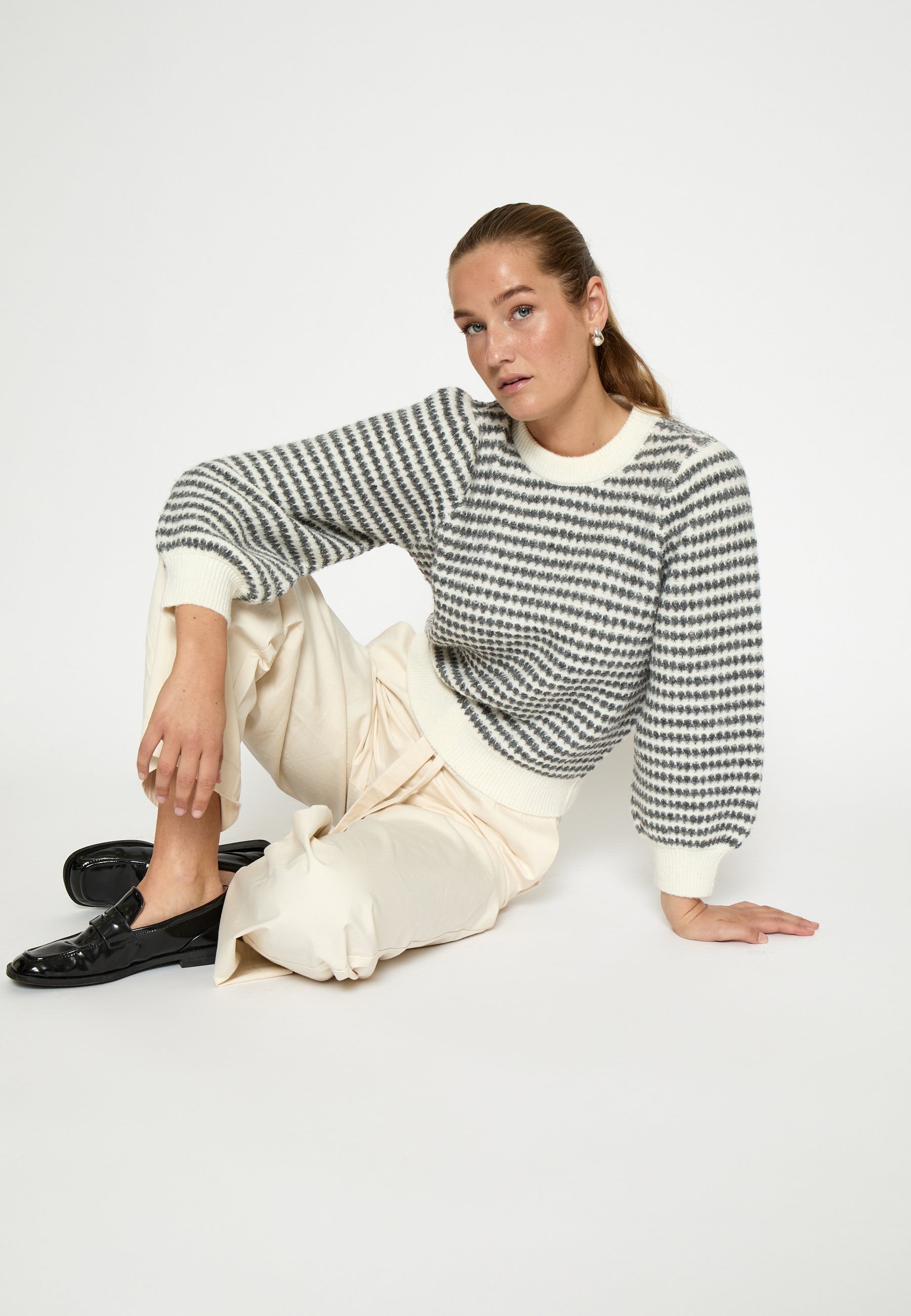 PC7990 Camilla 3/4 Sleeve Striped Knit Pullover - Whitecap Stripe