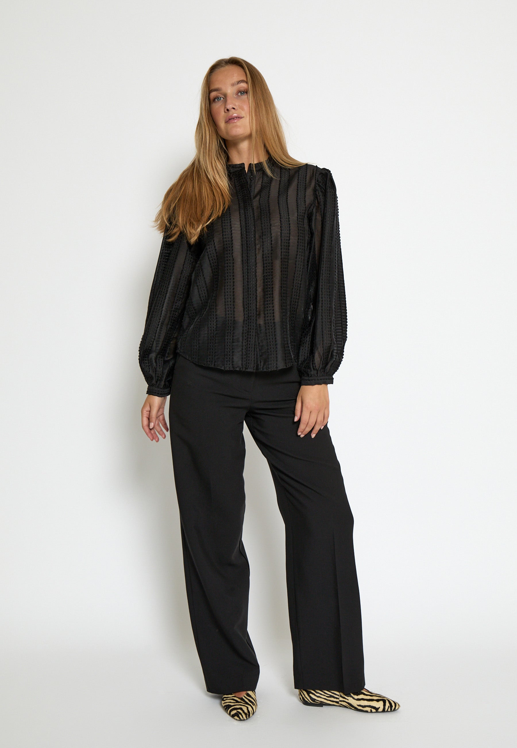 PC8550 Lorelei Shirt - Black