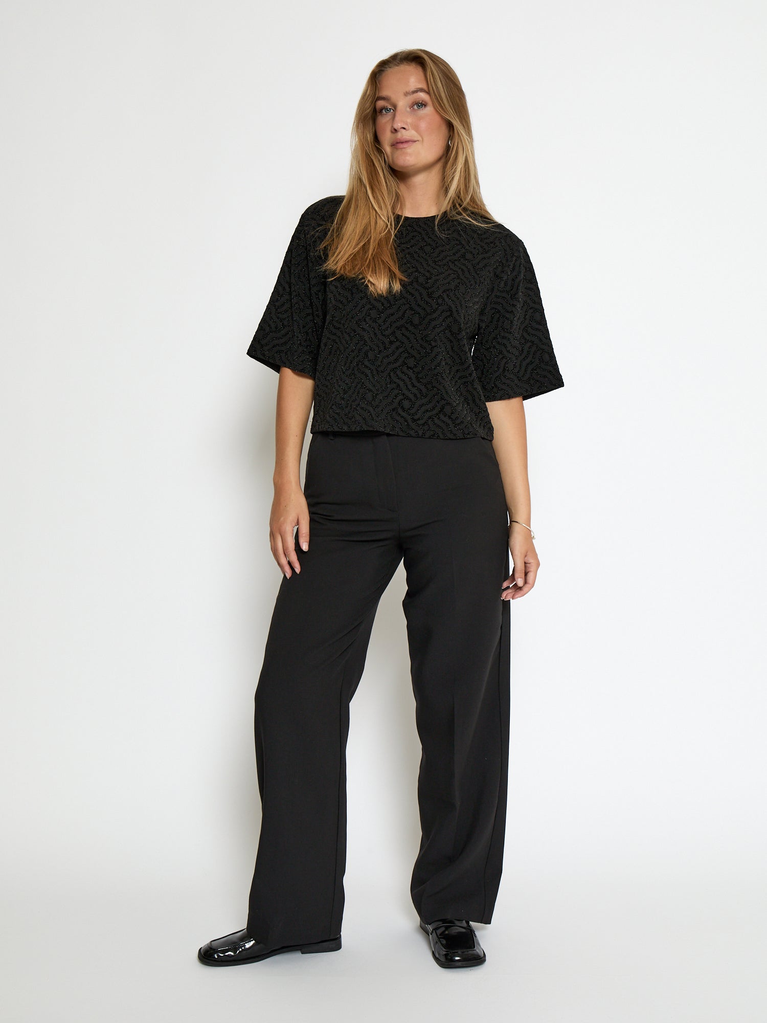 PC8583 Lia Top - BLACK JACQUARD