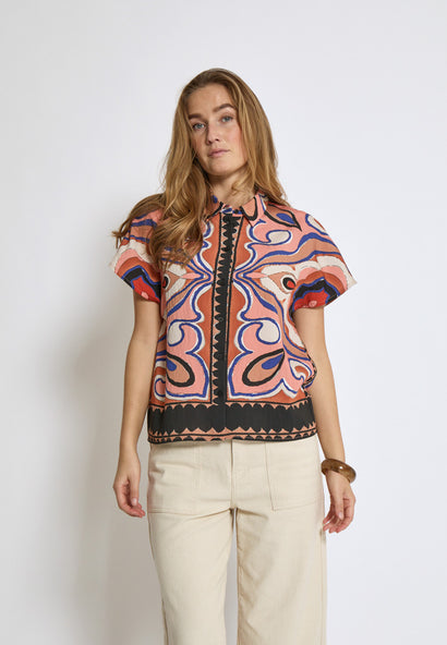 PC8306 Hanny Shirt - Strawberry Print