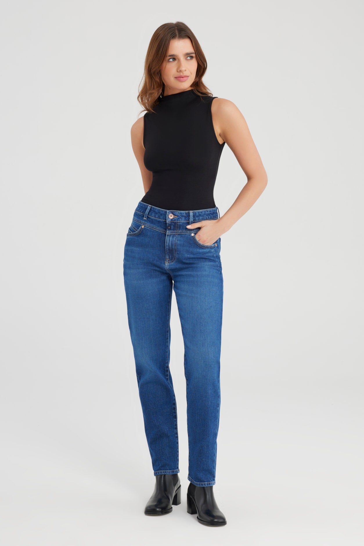 Victoria Boyfriend Jean - Astra Blue L32