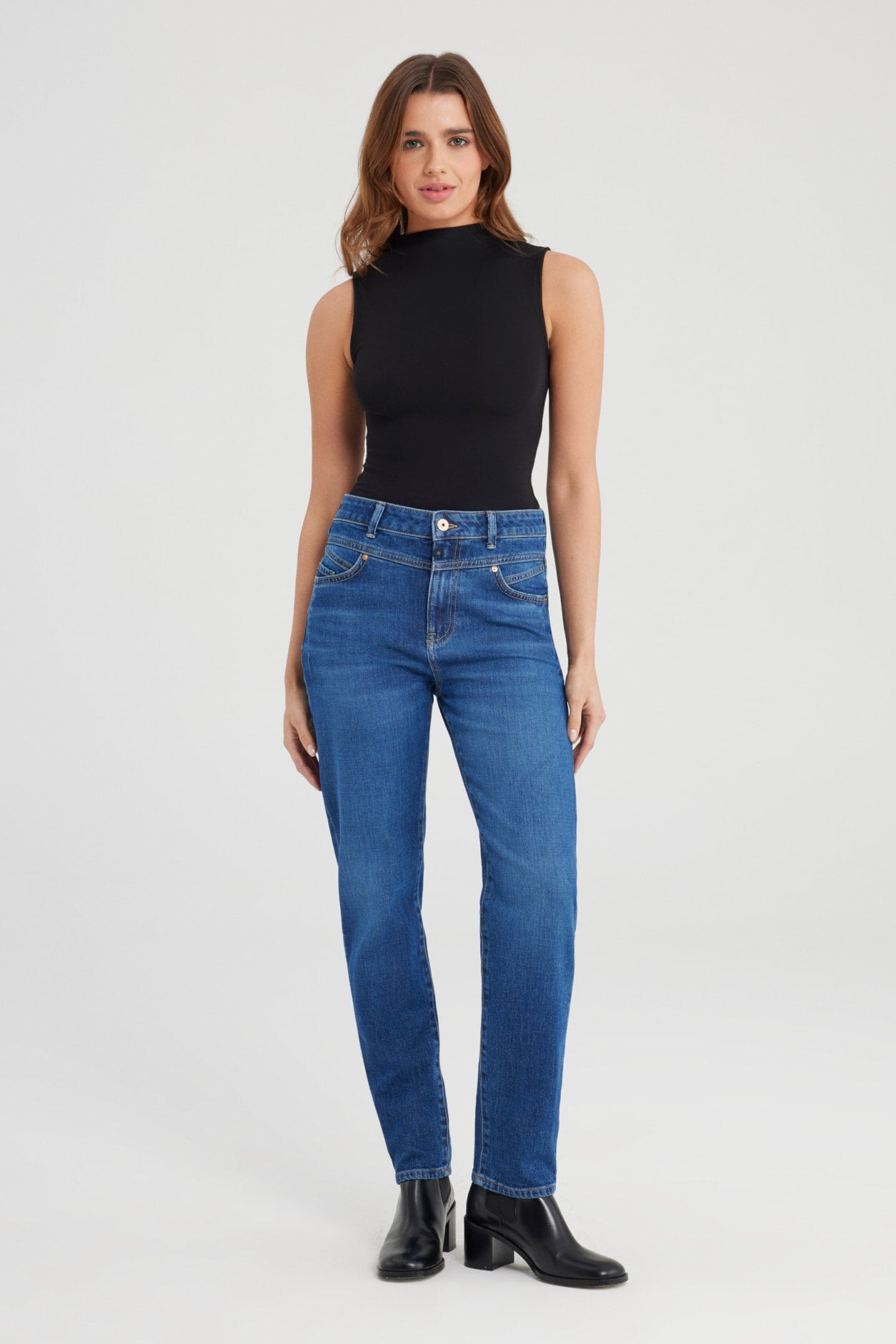 Victoria Boyfriend Jean - Astra Blue L32